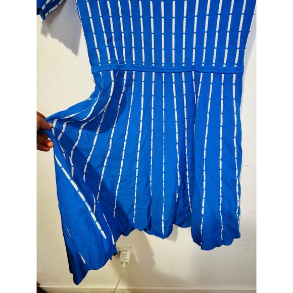 SHOSHANNA Blue White Striped Knit Hourglass Short Sleeve Arcadia Dress sz M - Picture 7 of 16